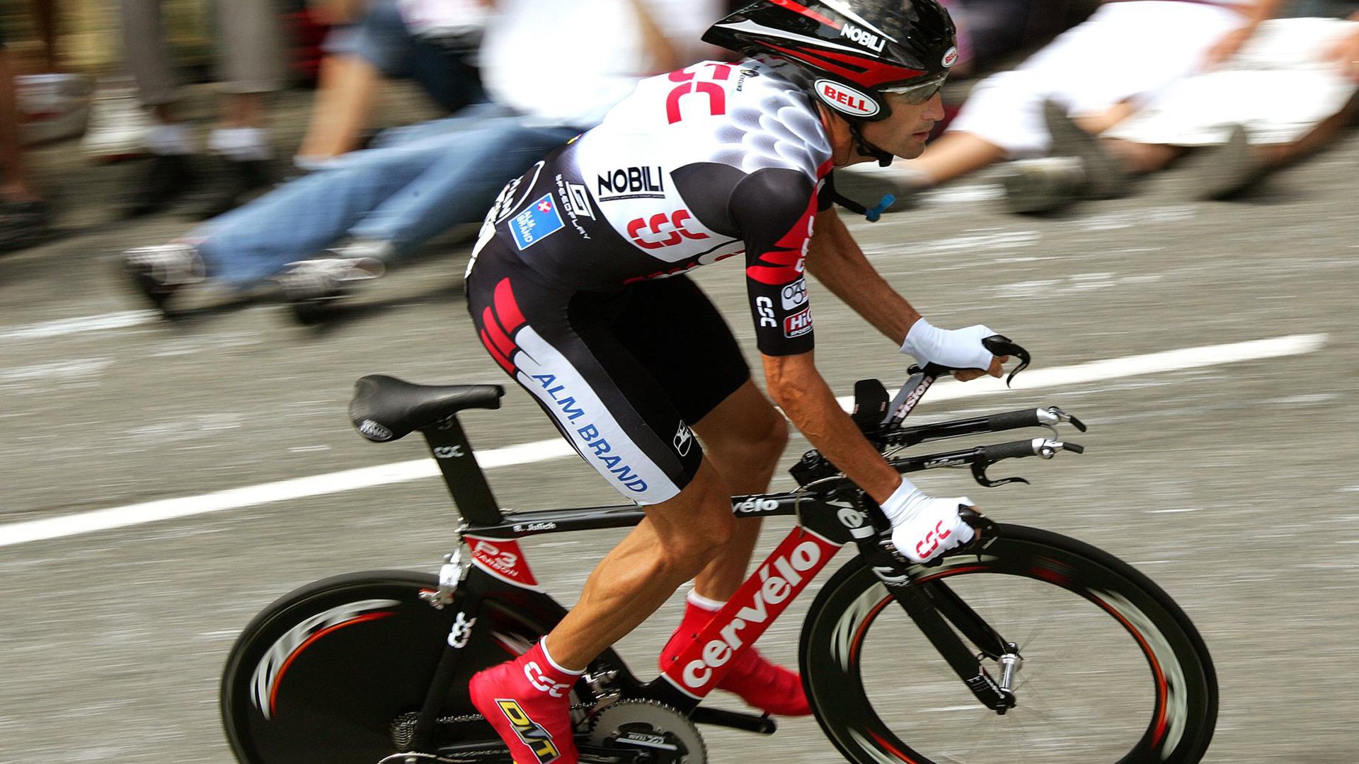 “德甲后期激战不断，积分榜情势逐步明朗”，德甲2020-2021积分